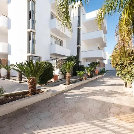 Infinity Con Parcheggio Lägenhetshotell Porto Cesareo