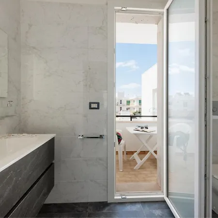 Infinity Con Parcheggio