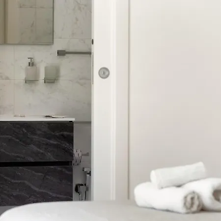 Infinity Con Parcheggio Lägenhetshotell 4*