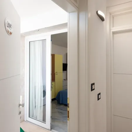 Infinity Con Parcheggio Lägenhetshotell 4*