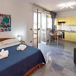 Infinity Con Parcheggio Апарт-отель 4*