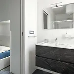 Infinity Con Parcheggio 4* Порто-Чезарео
